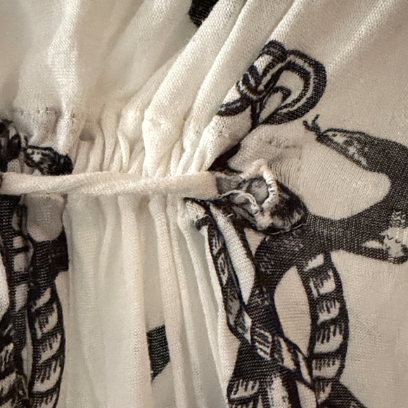 Top - Picture 6 of 9